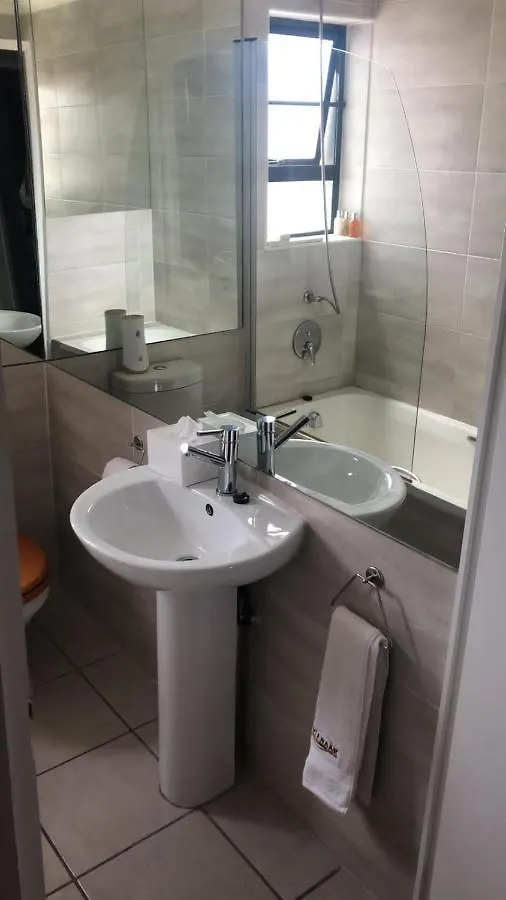 Exclusive Townhouse Newton Park Apartment South Africa